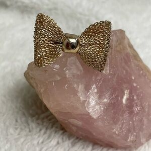 Bow Fashion Ring